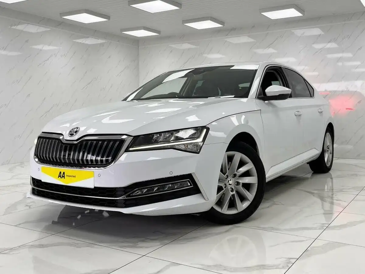 2022-skoda-superb-14-tsi-se-technology-218ps-hatchback-big-3