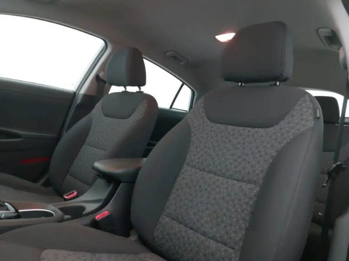 2019-hyundai-ioniq-16-gdi-premium-plug-in-hybrid-big-11