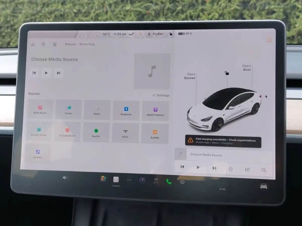 2021-tesla-model-3-e-long-range-4x4-big-14