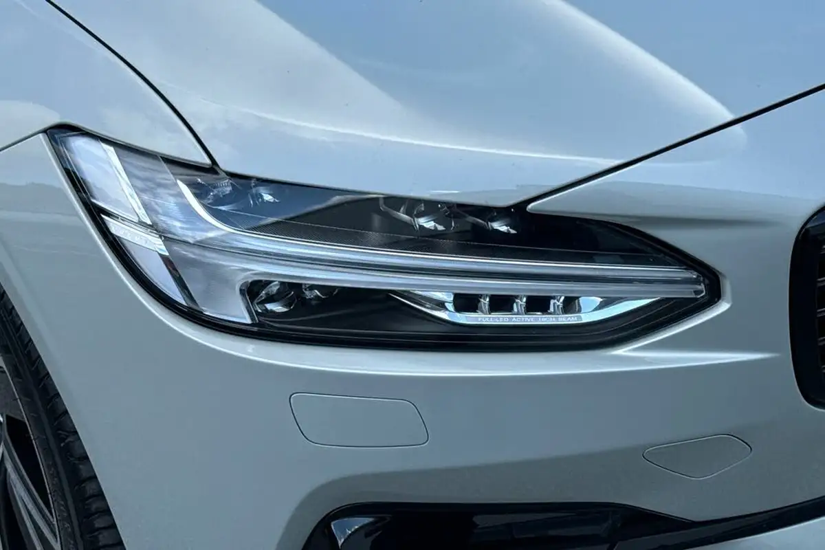 2020-volvo-v90-20-t6-r-design-big-17