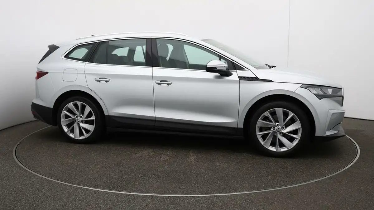 2021-skoda-enyaq-e-80-loft-82-kwh-big-40
