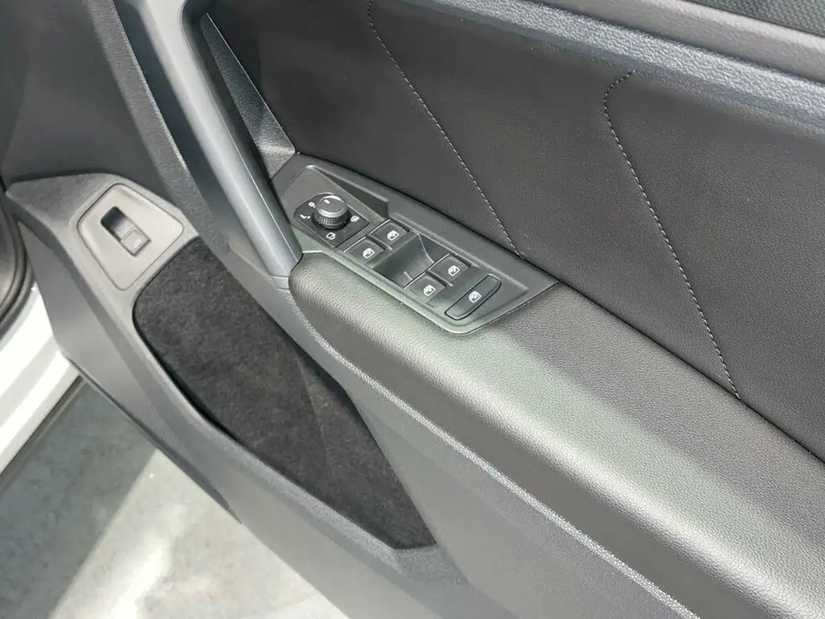 2022-volkswagen-tiguan-15-tsi-elegance-big-6