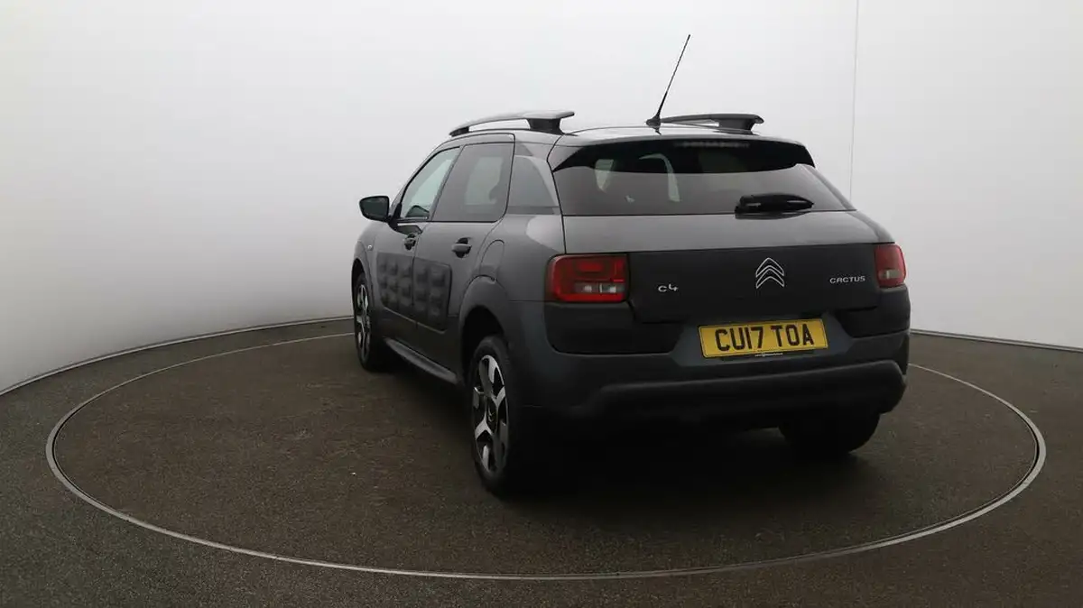 2017-citroen-c4-cactus-16bluehdi-flair-ss-etg6-big-54