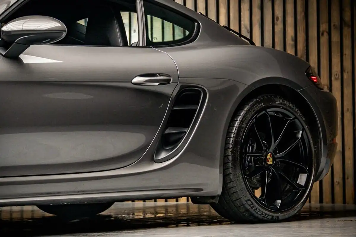 2023-porsche-cayman-718-20-cayman-style-edition-pdk-big-15