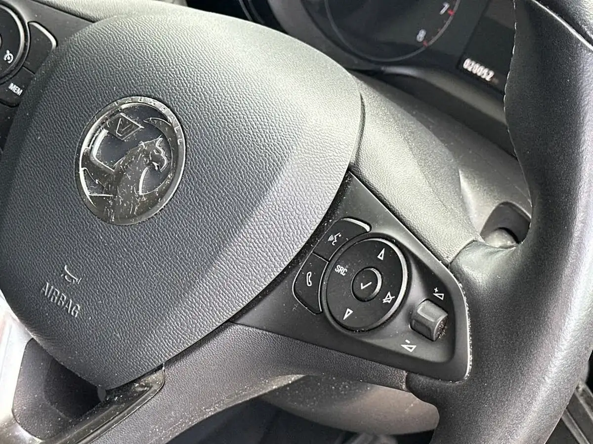 2021-vauxhall-corsa-12i-griffin-edition-big-16