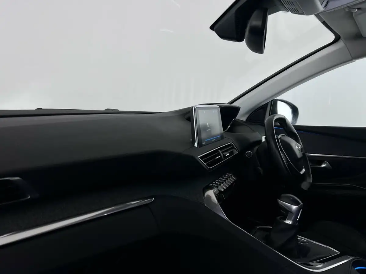 2018-peugeot-3008-suv-16-bluehdi-allure-big-12