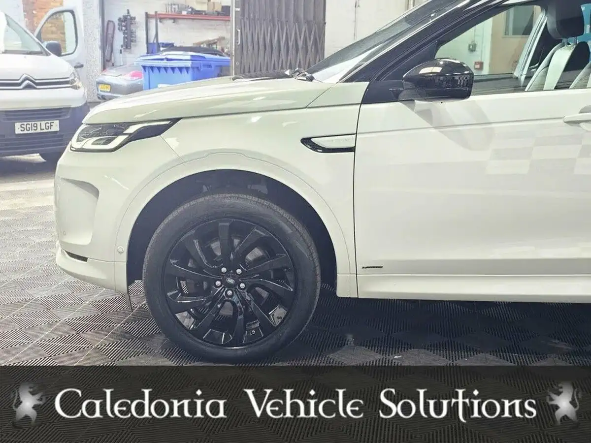 2019-land-rover-discovery-sport-20-d180-r-dynamic-se-big-24