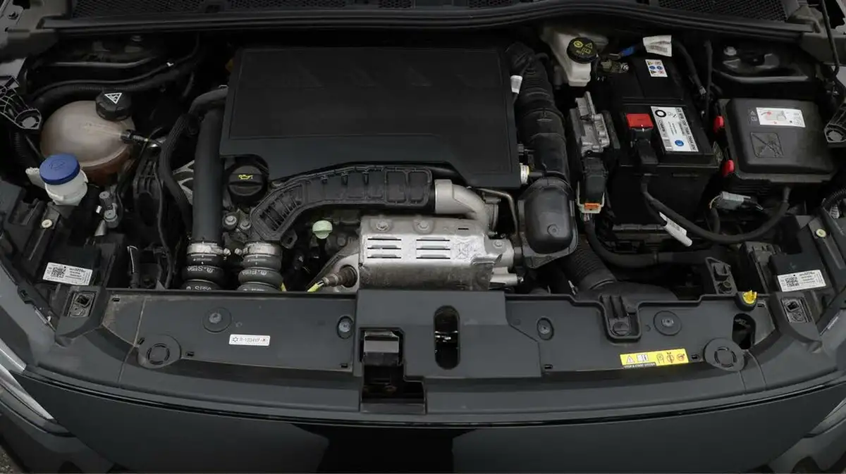 2022-vauxhall-corsa-12-turbo-elite-edition-big-19
