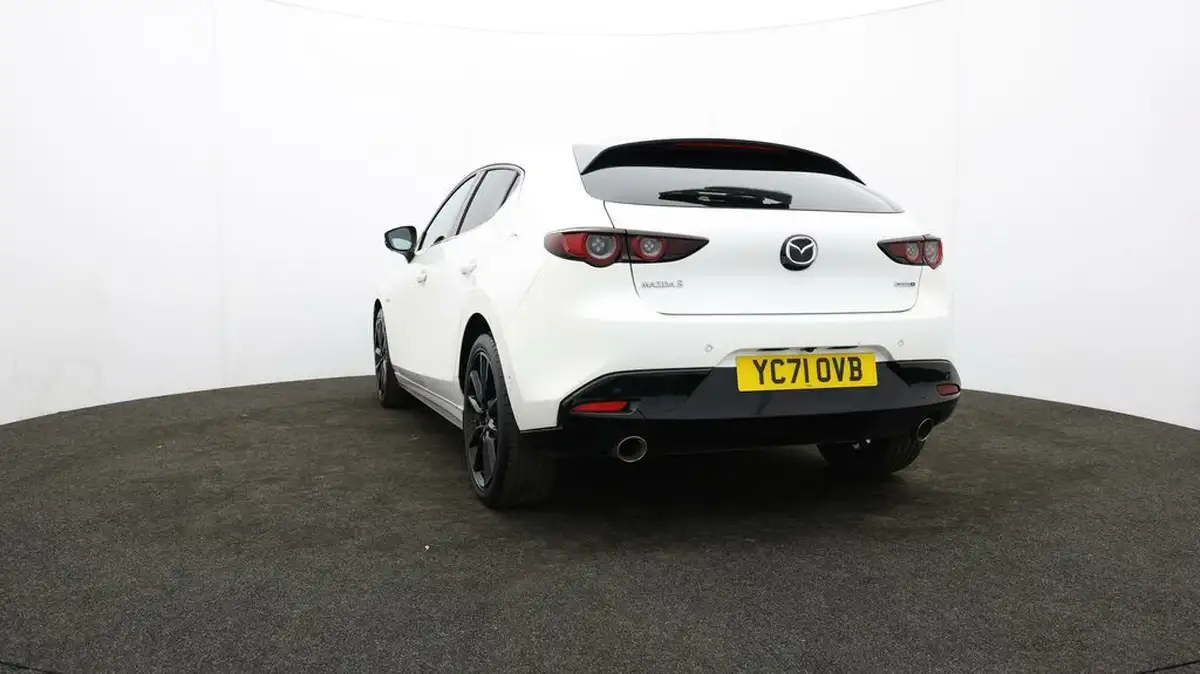 2021-mazda-mazda3-20-100th-anniversary-edition-big-22