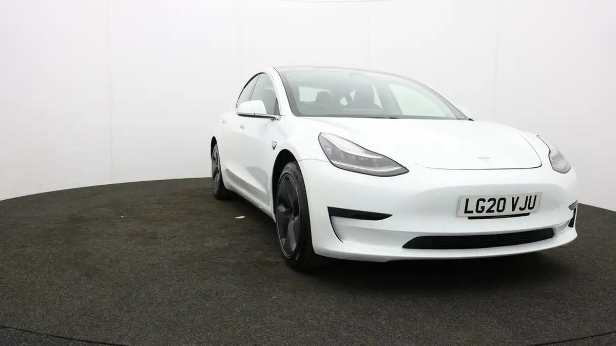 2020-tesla-model-3-e-standard-plus-big-42