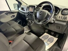 2017-renault-trafic-16dci-ll29-120-sport-nav-panel-small-4