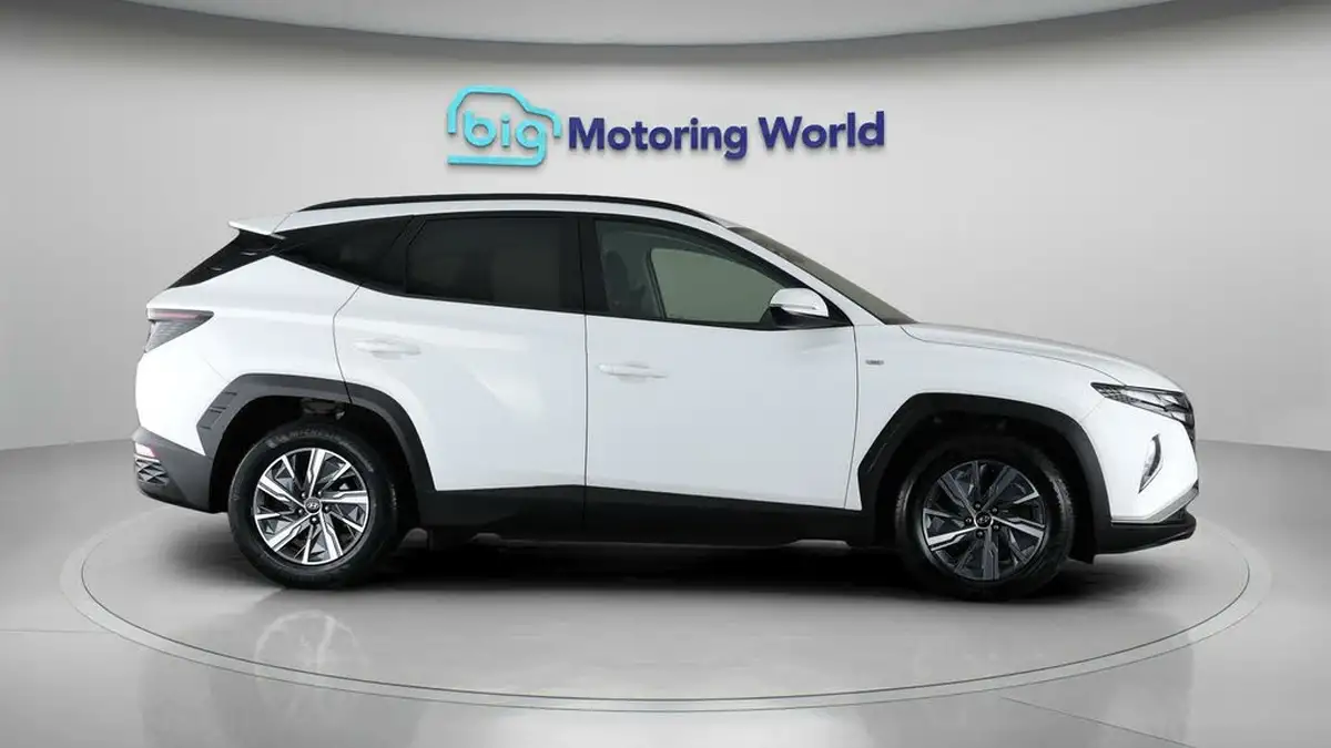 2021-hyundai-tucson-16-t-gdi-se-connect-150ps-48-volt-mhev-big-8