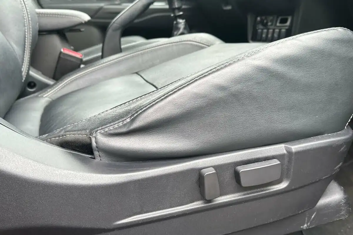 2018-mitsubishi-outlander-22di-d-4-leather-big-29