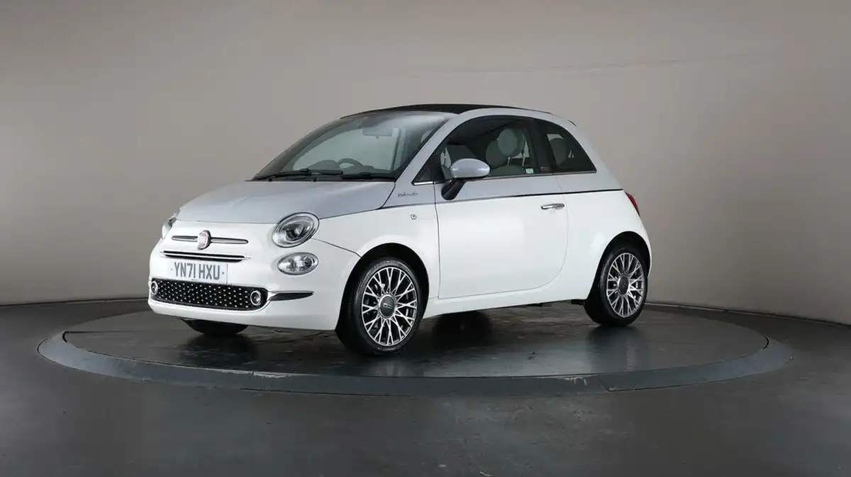 2021-fiat-500c-10-dolcevita-big-36