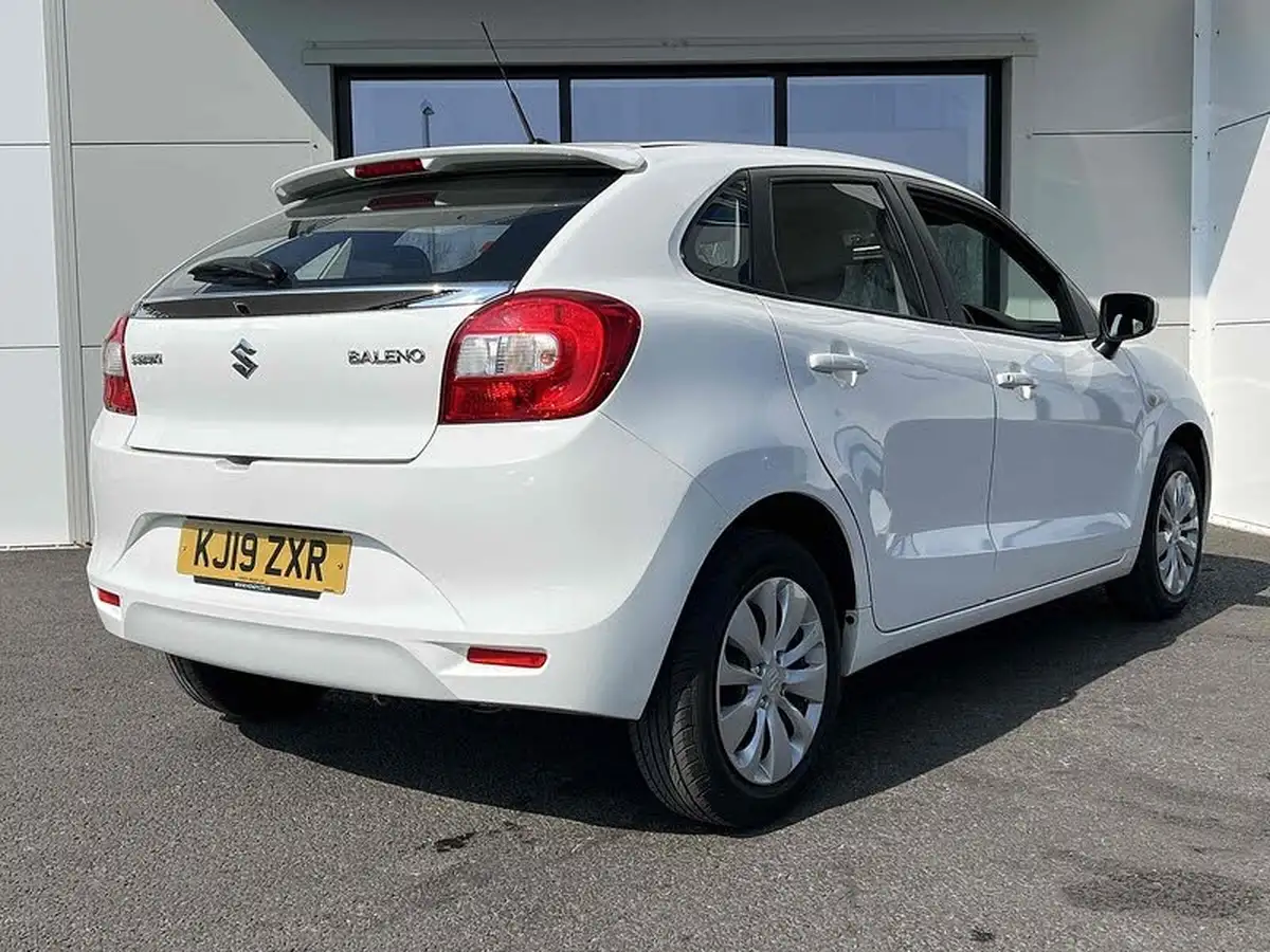 2019-suzuki-baleno-12-dualjet-sz3-big-9