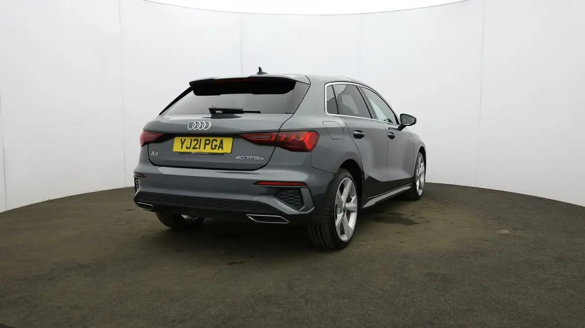 2021-audi-a3-14-40-tfsi-e-s-line-big-52