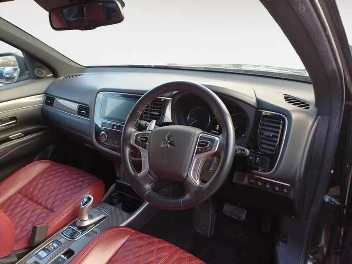 2019-mitsubishi-outlander-24-5hs-phev-big-4