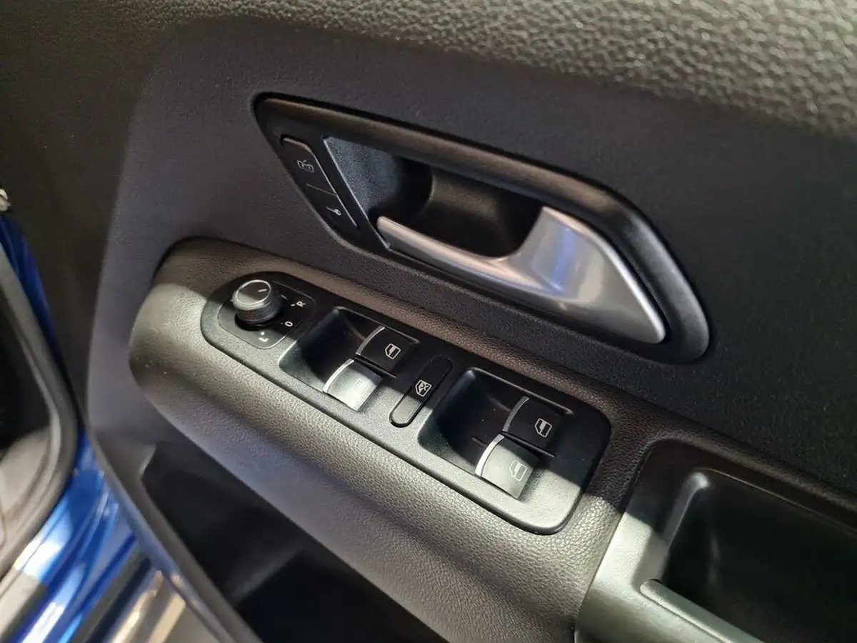 2017-volkswagen-amarok-30tdi-aventura-4motion-per-big-19