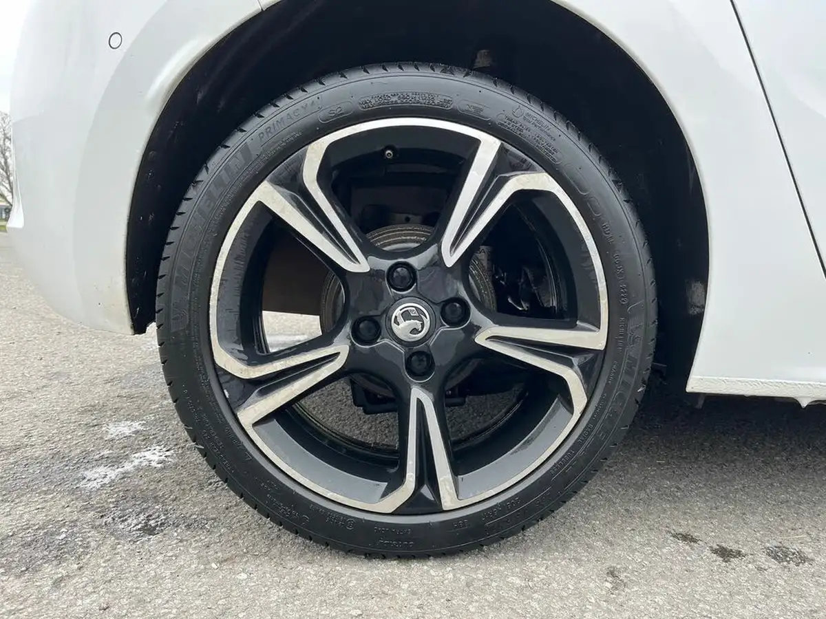 2022-vauxhall-corsa-12i-elite-edition-big-14