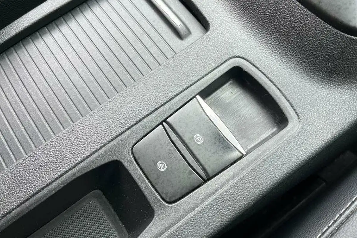 2022-ford-kuga-15t-titanium-edition-big-33