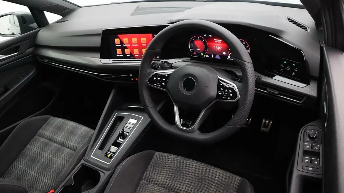 2022-volkswagen-golf-20tdi-gtd-big-9