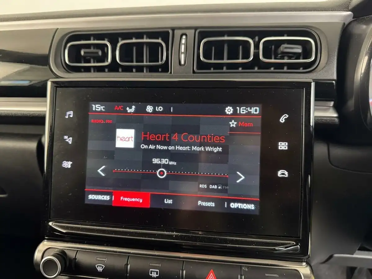2023-citroen-c3-12-puretech-plus-110ps-eat6-big-40
