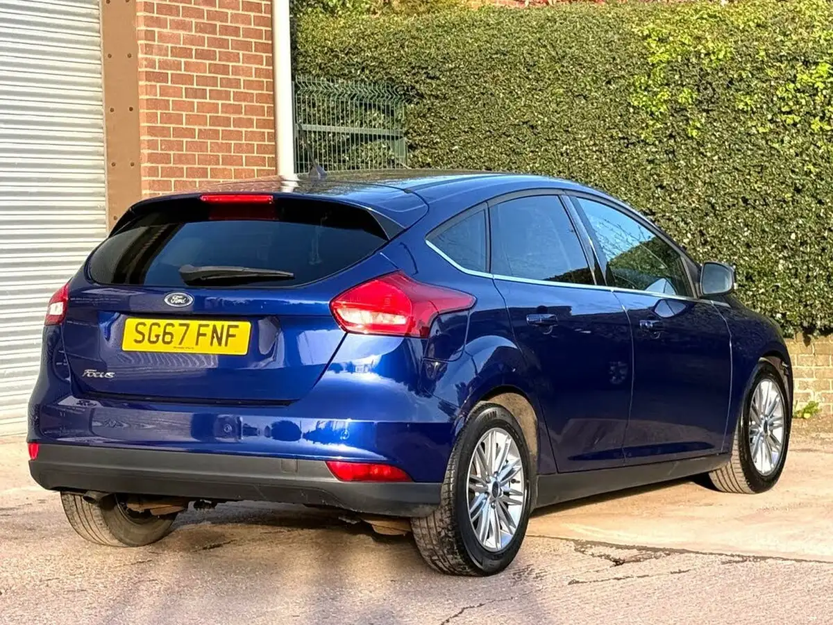 2017-ford-focus-15tdci-zetec-95ps-hatchback-big-71