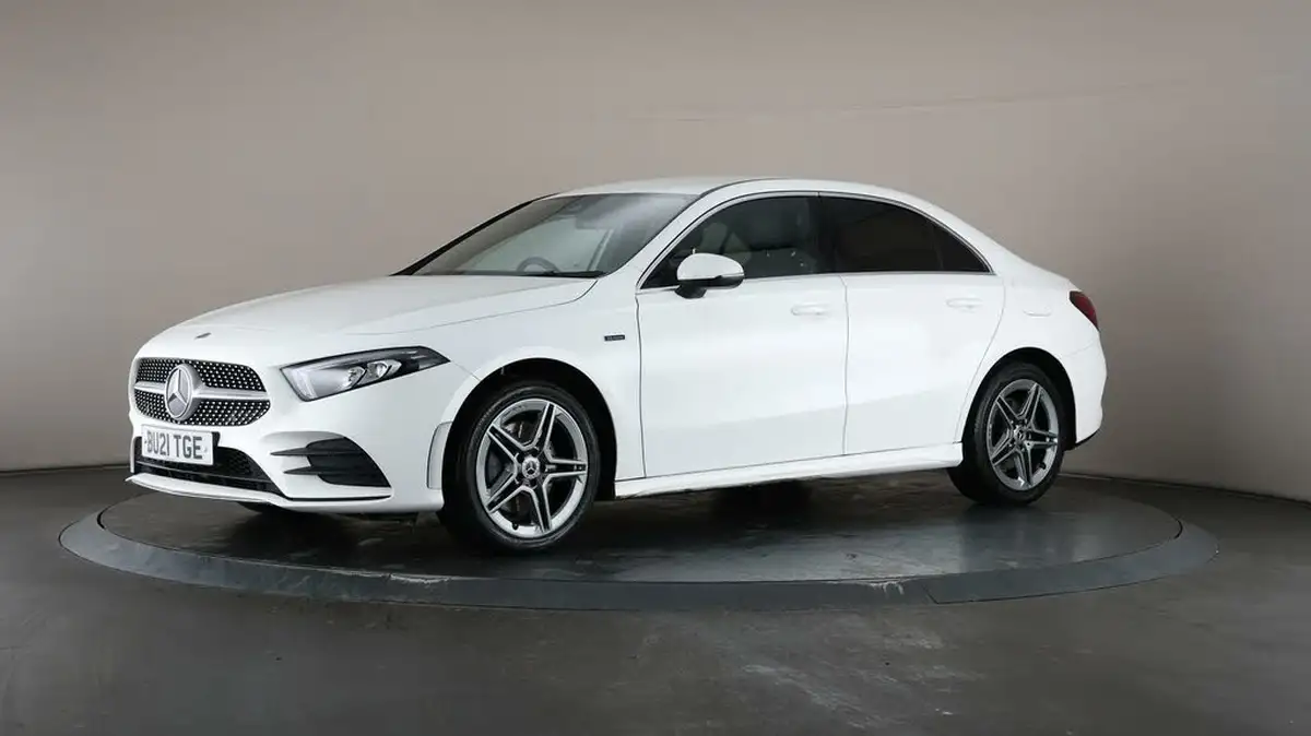 2021-mercedes-benz-a-class-13-a250e-amg-line-saloon-4d-big-36