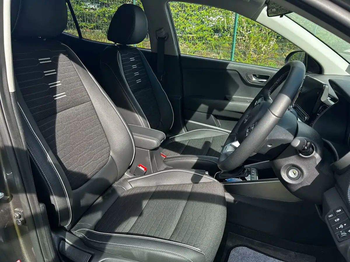 2024-kia-stonic-10-t-gdi-gt-line-98bhp-dct-big-8