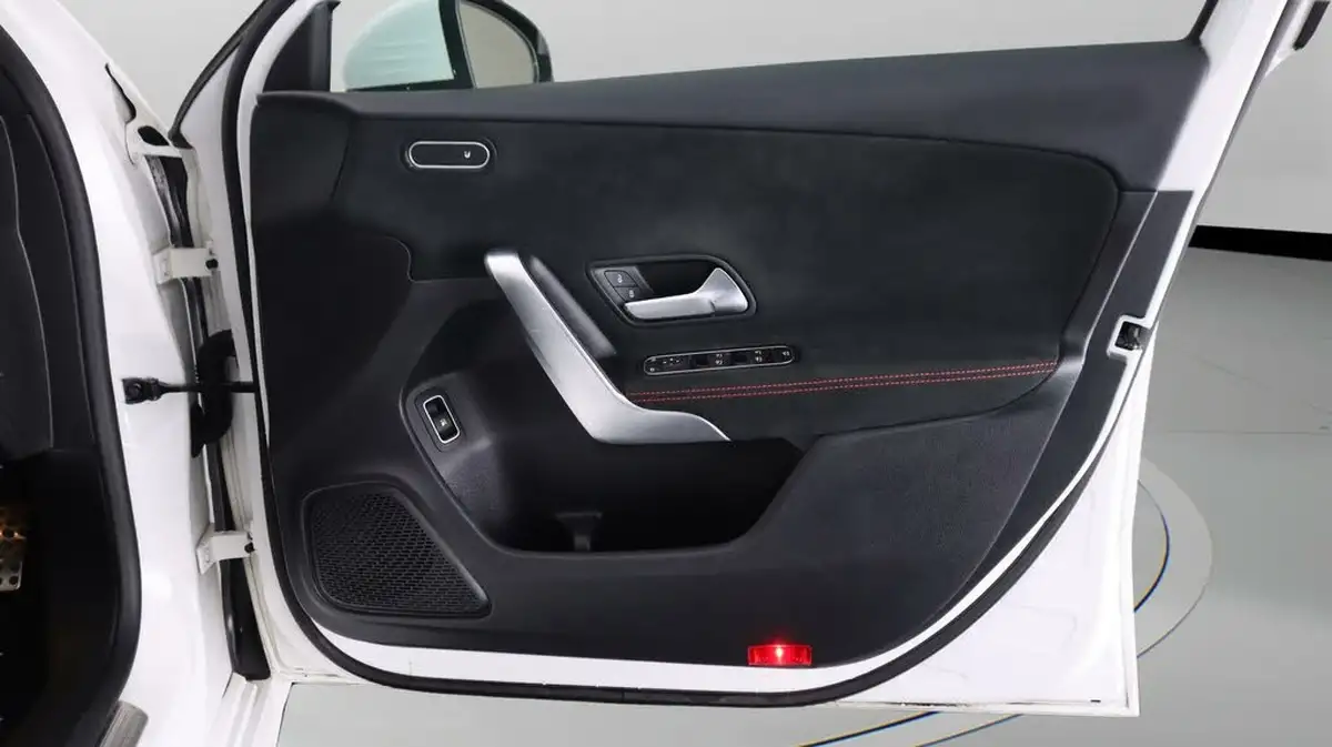 2021-mercedes-benz-a-class-13-a250e-amg-line-saloon-4d-big-15