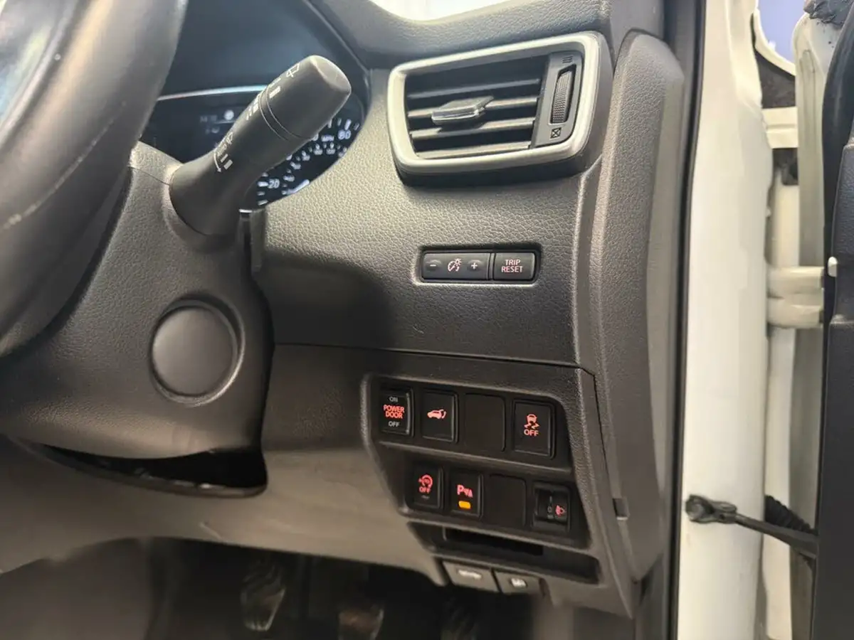 2016-nissan-x-trail-16dci-n-tec-7-seat-big-31