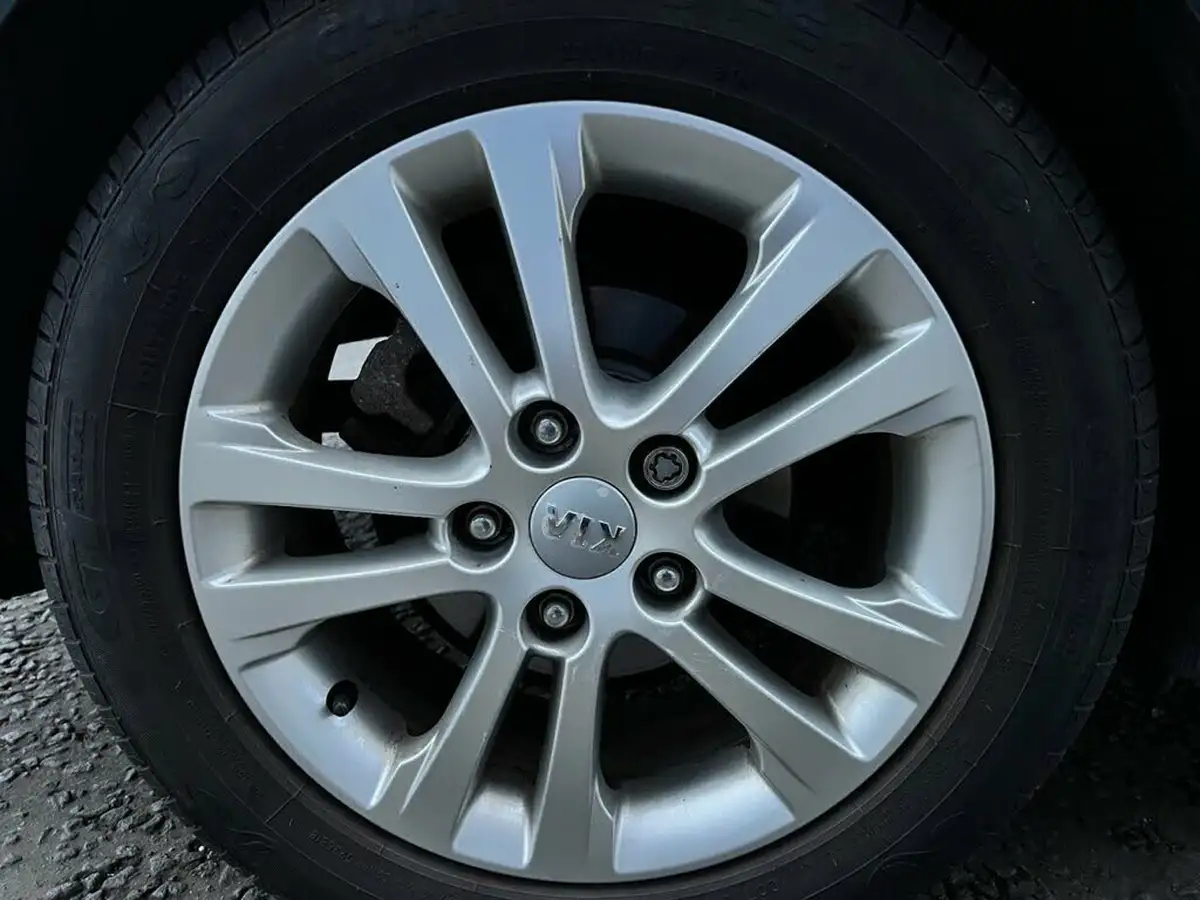 2013-kia-ceed-16crdi-2-sportswagon-auto-big-14