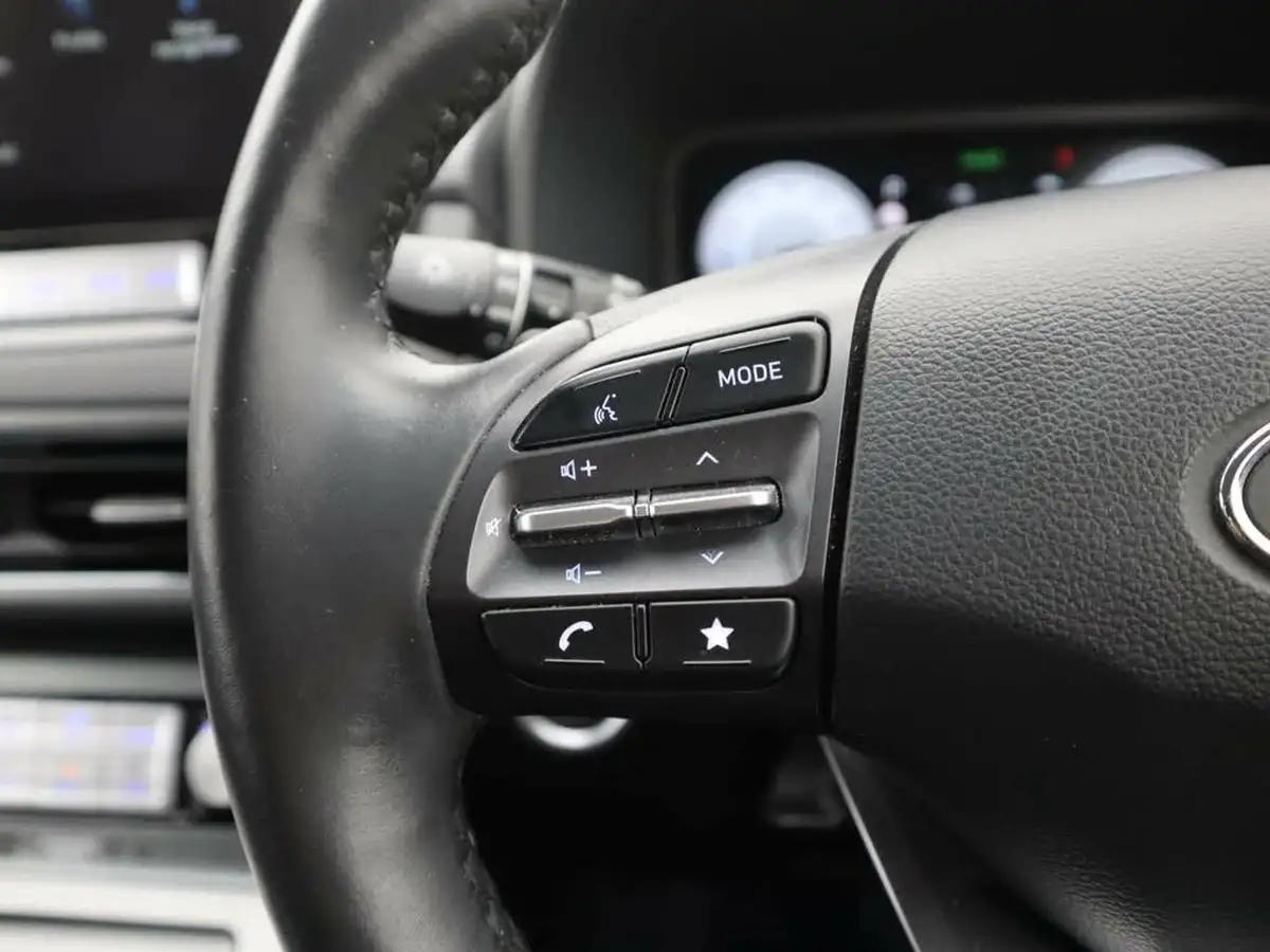2021-hyundai-kona-e-premium-204ps-64kwh-7kw-obc-big-23