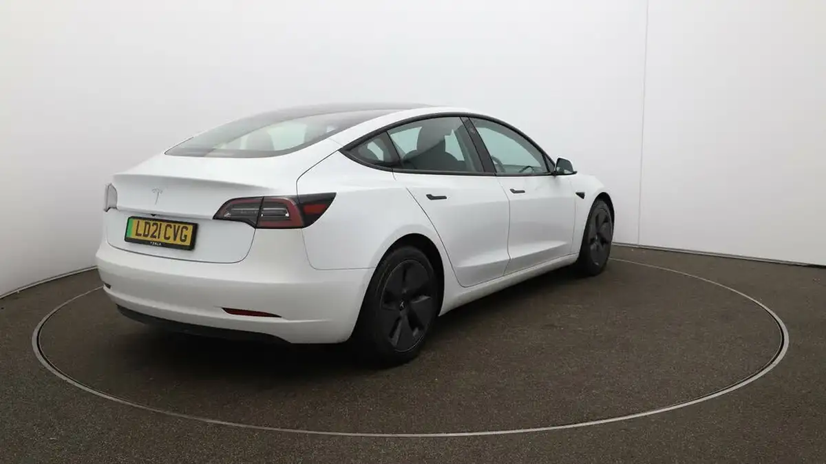 2021-tesla-model-3-e-standard-plus-big-46