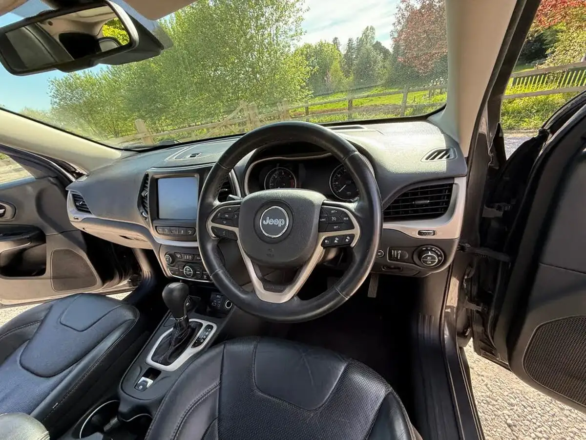2014-jeep-cherokee-20crd-limited-168bhp-4wd-ss-auto-big-13
