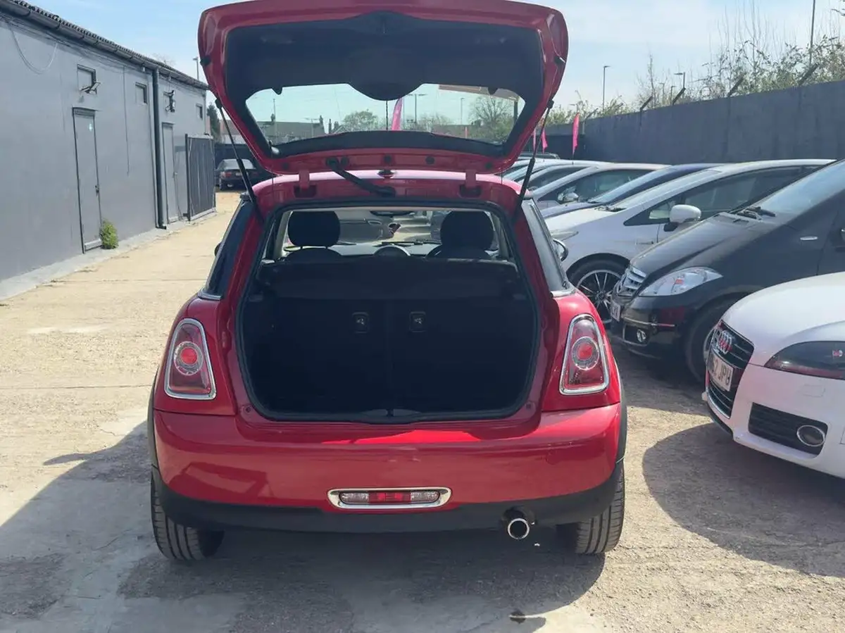 2013-mini-cooper-16-one-98bhp-sport-chili-hatchback-3d-big-39
