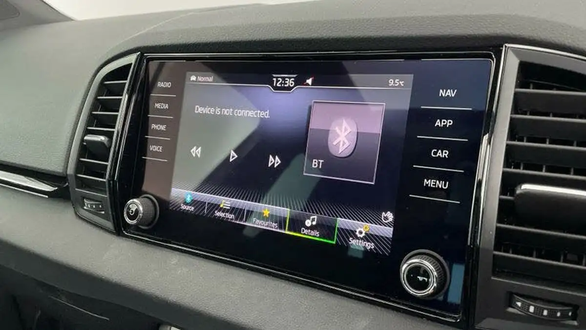 2023-skoda-karoq-15-tsi-sportline-dsg-big-13