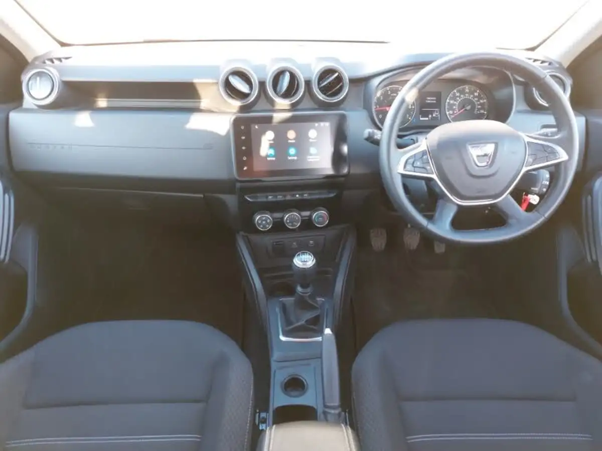 2022-dacia-duster-13-tce-comfort-130hpeu6d-4x2-window-van-big-2