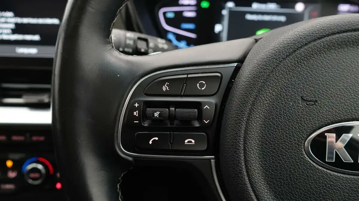 2021-kia-niro-16-gdi-4-156kwh-big-25