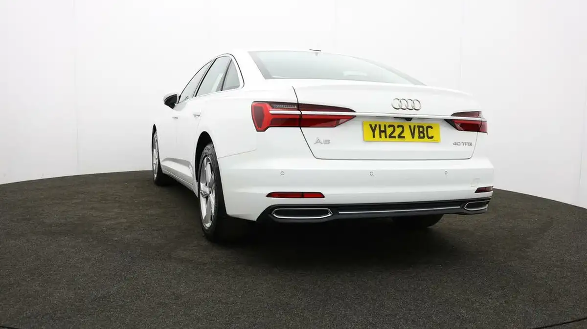 2022-audi-a6-saloon-20-40-tfsi-sport-big-22