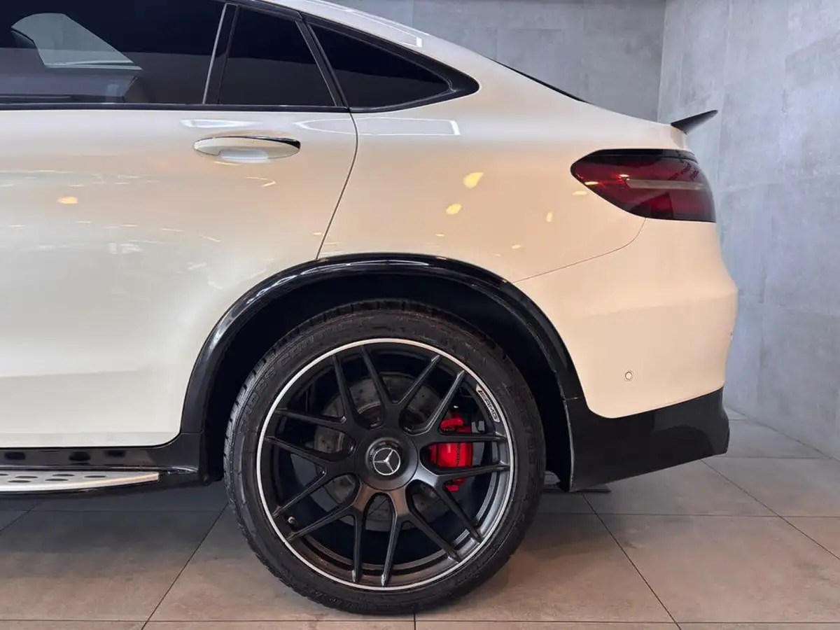2018-mercedes-benz-glc-class-40-glc-amg-63-s-510ps-premiumss-coupe-4d-big-12