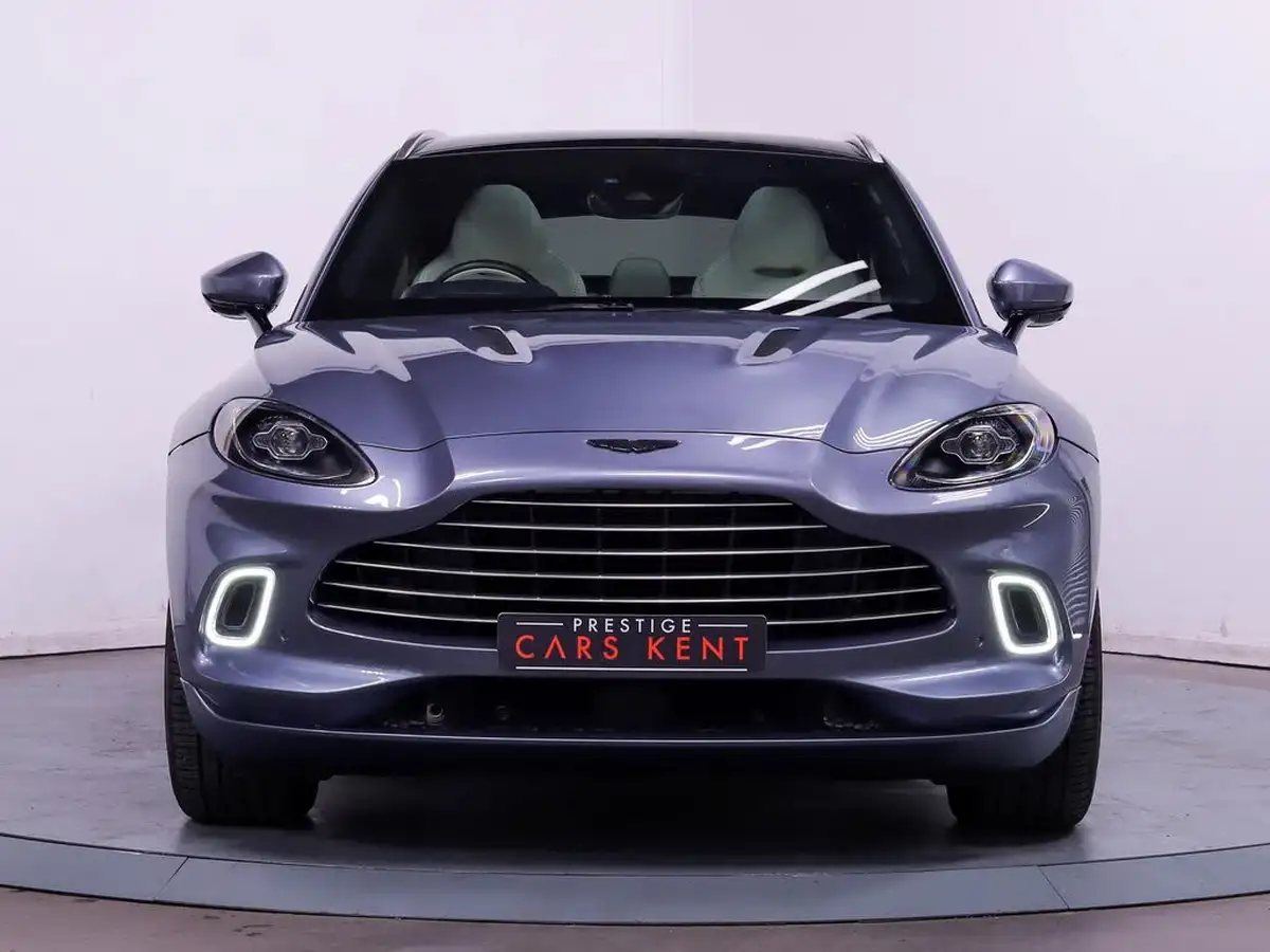 2021-aston-martin-dbx-40-v8-big-6