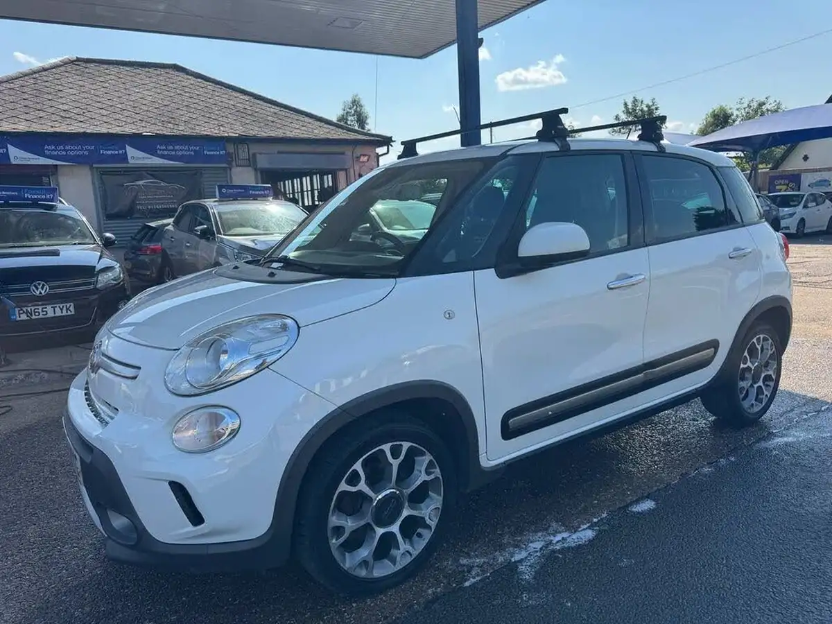 2014-fiat-500l-13-multijet-trekking-ss-dualogic-big-14