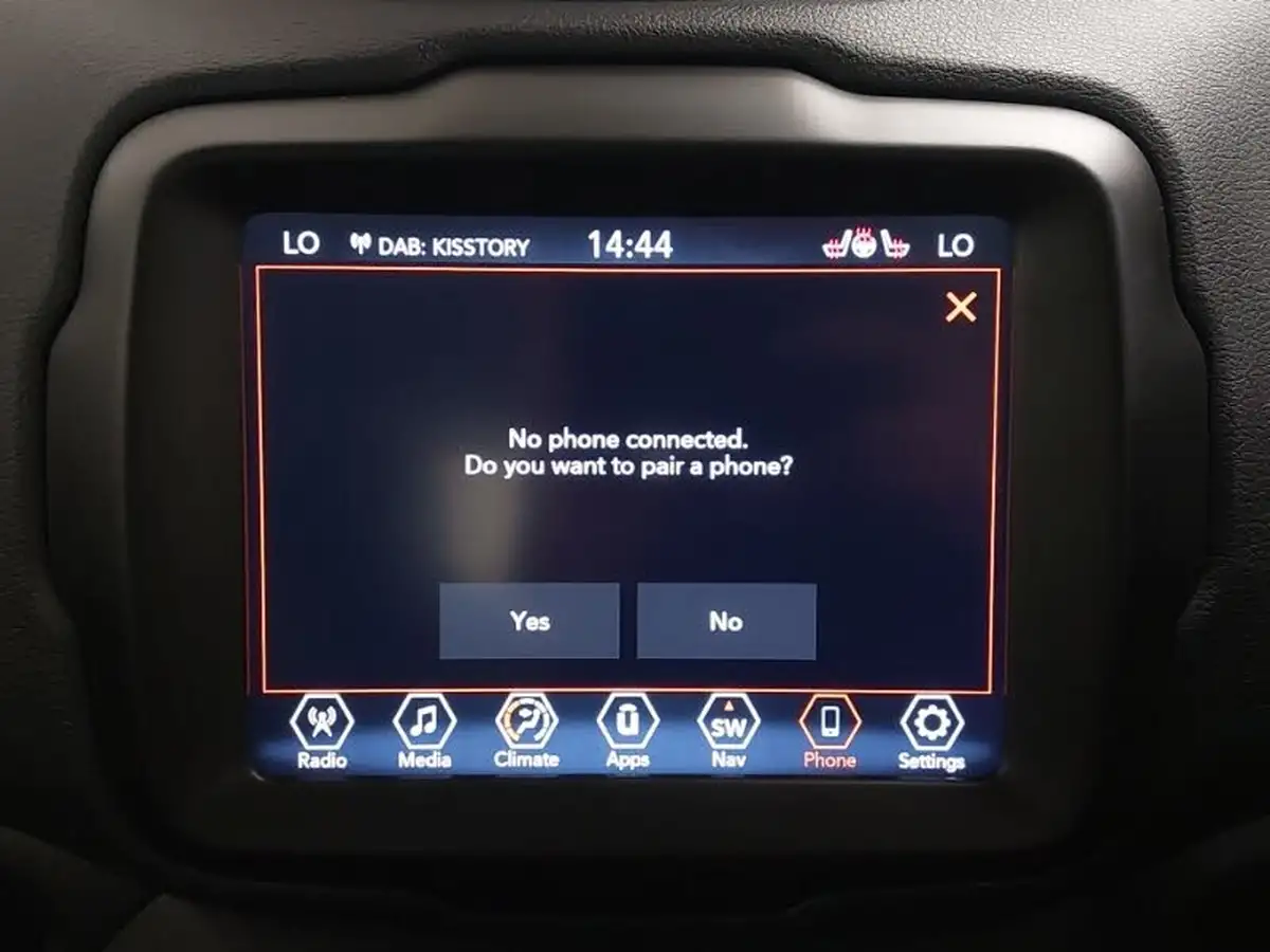 2021-jeep-renegade-10-gse-limited-big-18