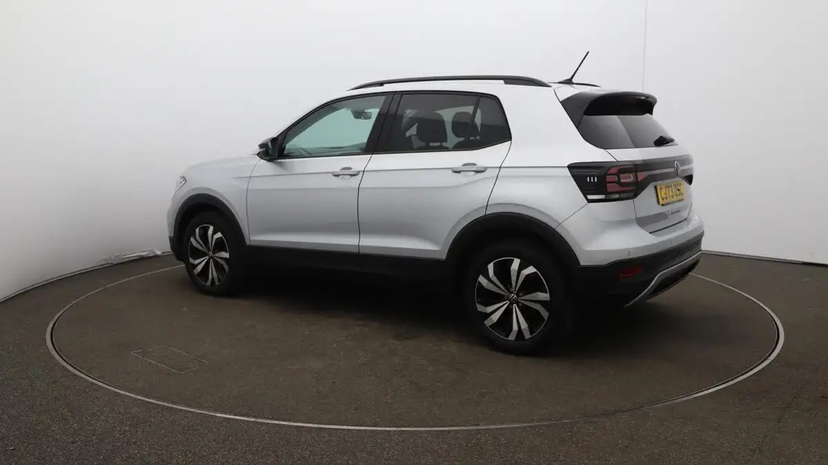 2023-volkswagen-t-cross-10-tsi-black-edition-110ps-dsg-big-35