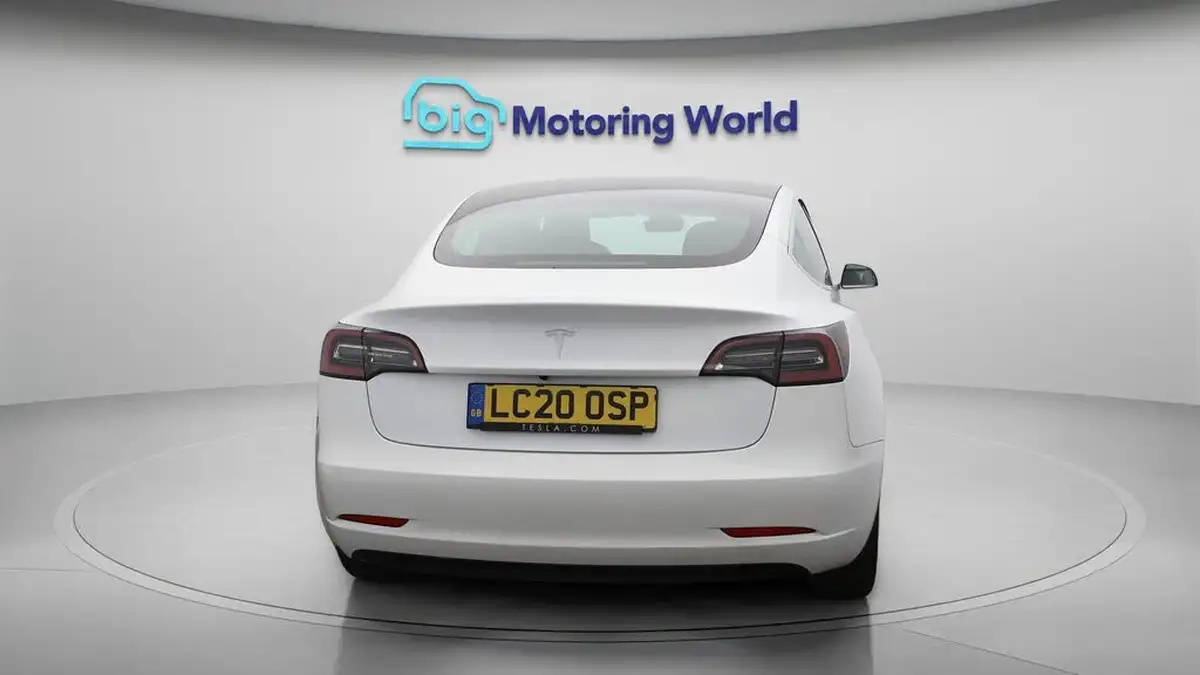 2020-tesla-model-3-e-standard-plus-big-6