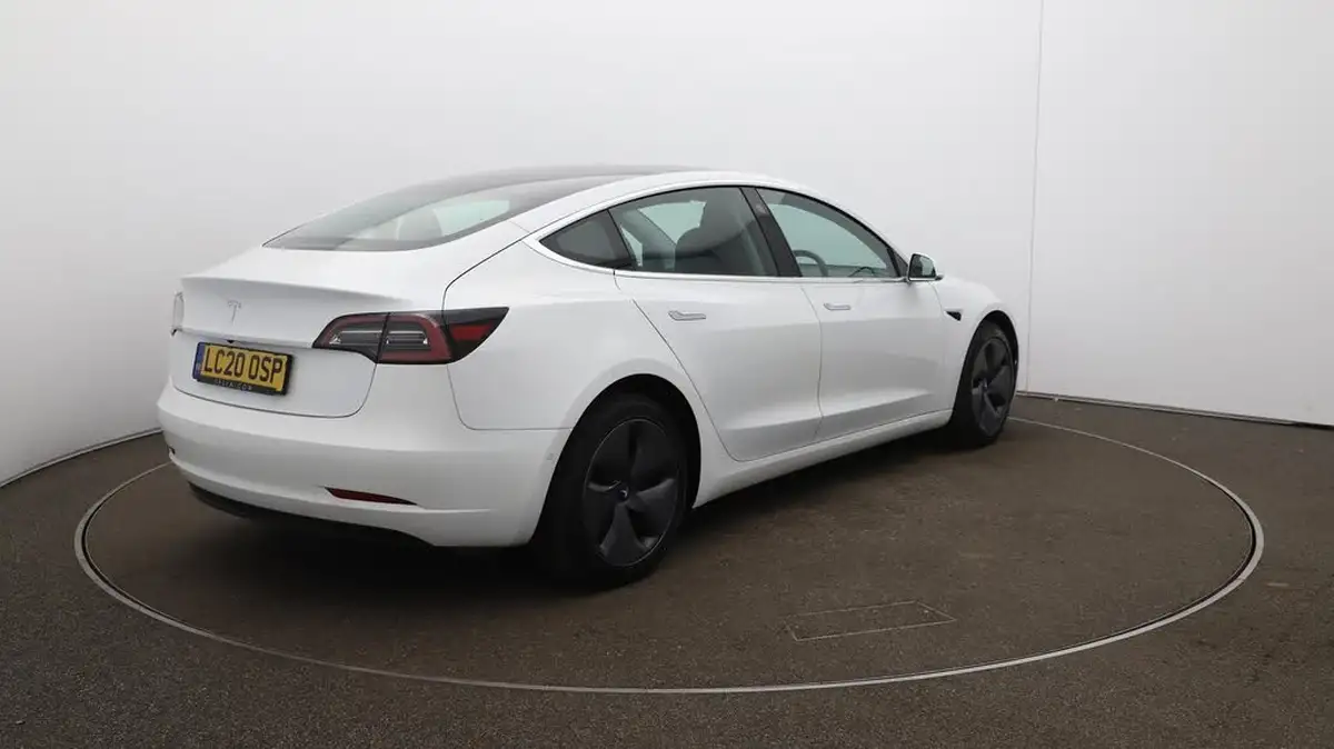 2020-tesla-model-3-e-standard-plus-big-54