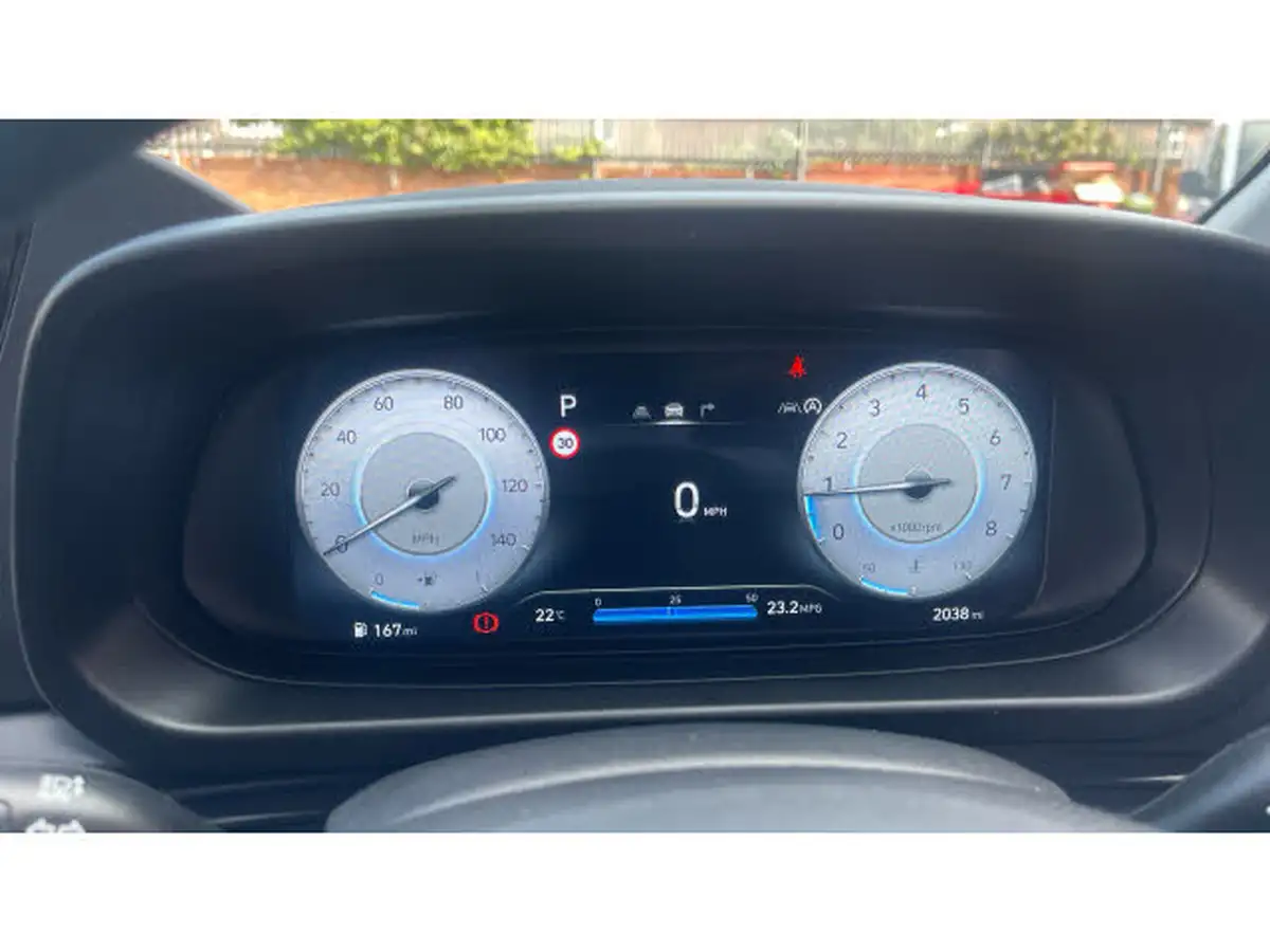 2025-hyundai-bayon-10-t-gdi-premium-100ps-7dct-big-17