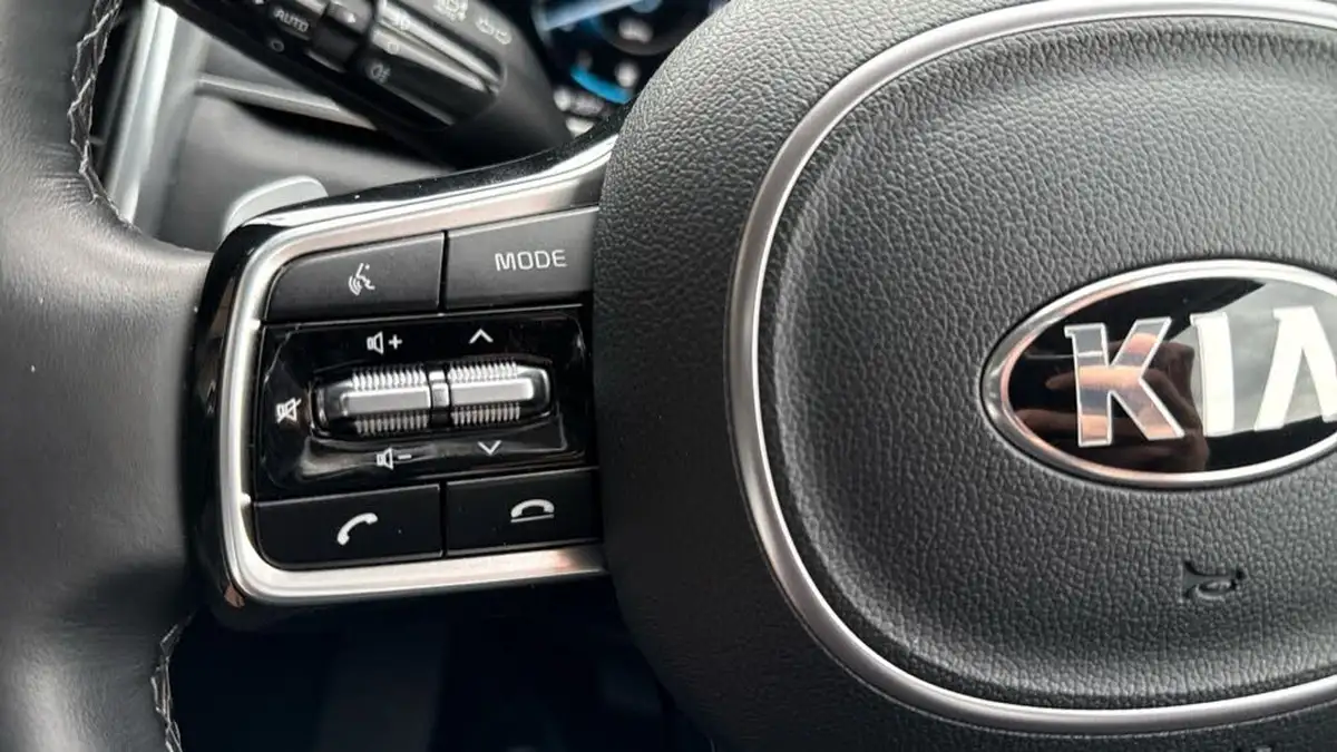 2022-kia-sorento-16-t-gdi-3-261bhp-phev-big-44
