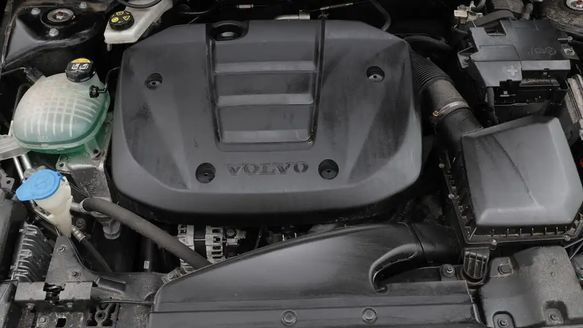 2021-volvo-xc40-15-t3-momentum-163bhp-big-19